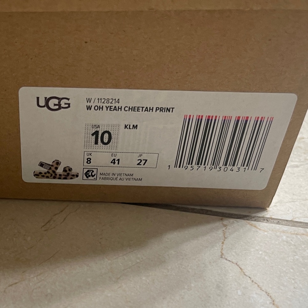 UGG Exclusive: Oh Yeah Cheetah Print Slides, size 10 - Picture 7 of 7